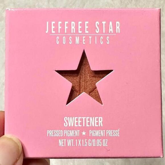 NIB Jeffree Star Pressed Pigment Artistry Single in Sweetener 1.5g - Picture 1 of 7